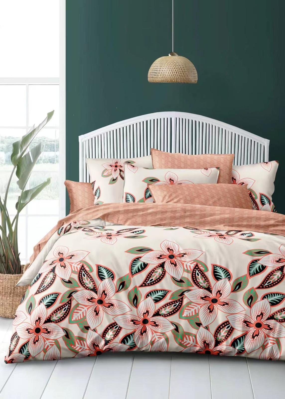 Floral print King size comforter 6 pieces set - 220 x 240cm