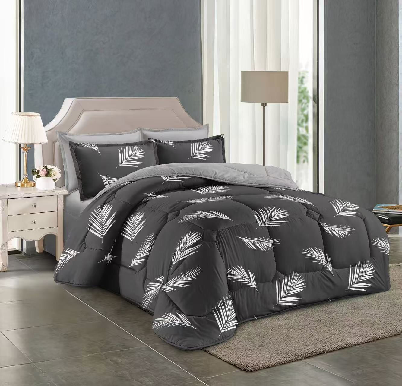 Floral print King size comforter 6 pieces set - 220 x 240cm