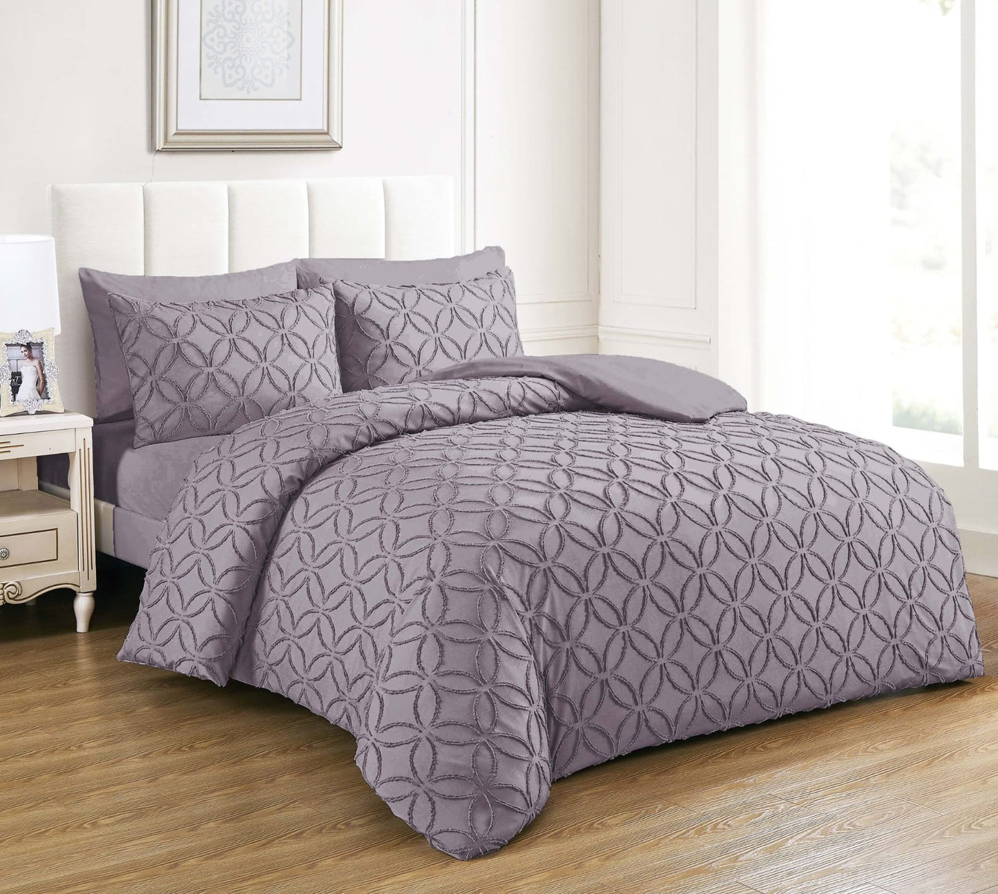 "King Size Solid Color Unique Cut Flower Design Bedding Set: Duvet Cover, Fitted Bedsheet, 4 Pillowcases" - SK HOME CENTER