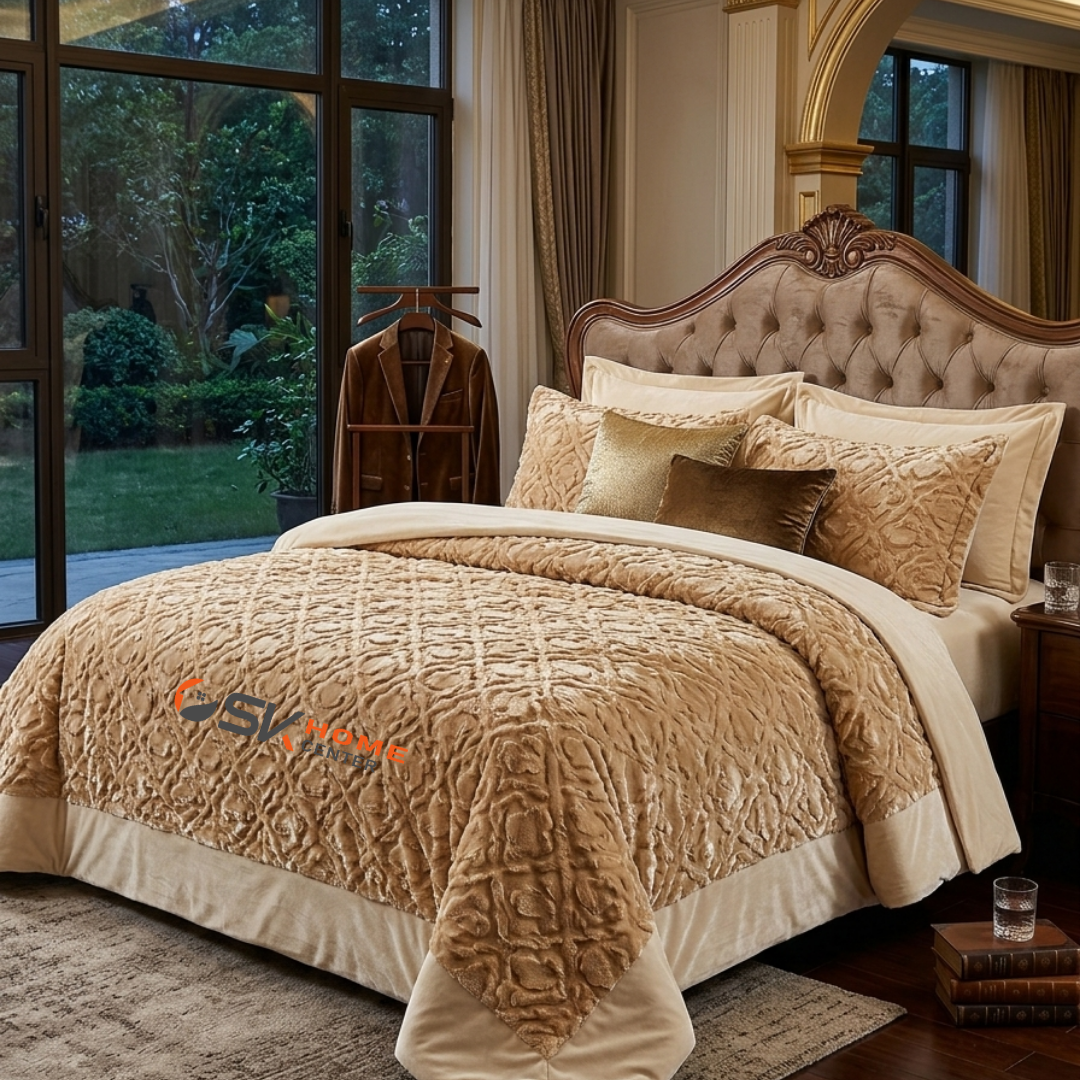 Premium Luxury Velvet 6-Piece Comforter Set – King Size