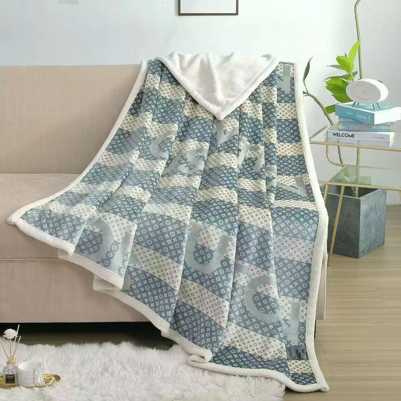 Sherpa Throw Fleece Blanket: Cozy Comfort Redefined - SK HOME CENTER