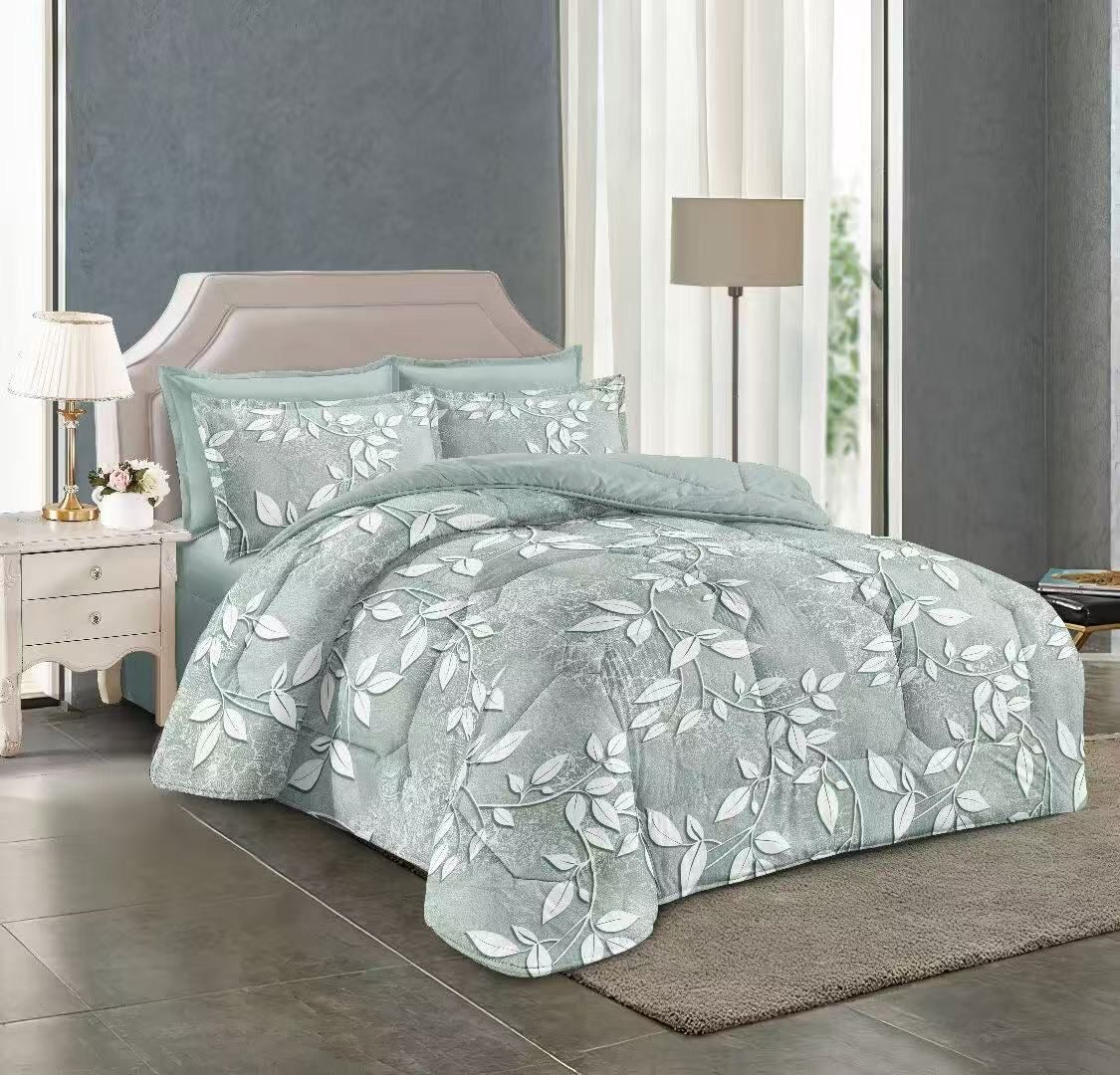 Floral print King size comforter 6 pieces set - 220 x 240cm