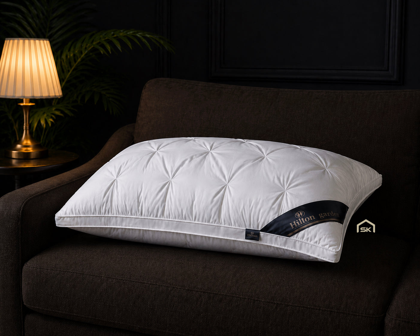 Hilton Garden Pillow – Microfiber Pillow with Cotton Cover 50x75cm | Soft & Supportive