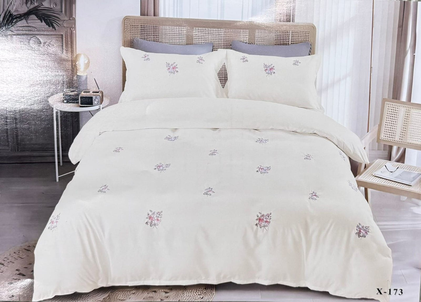 King Size - Premium Cotton Embroidered 6-Piece Duvet cover Set