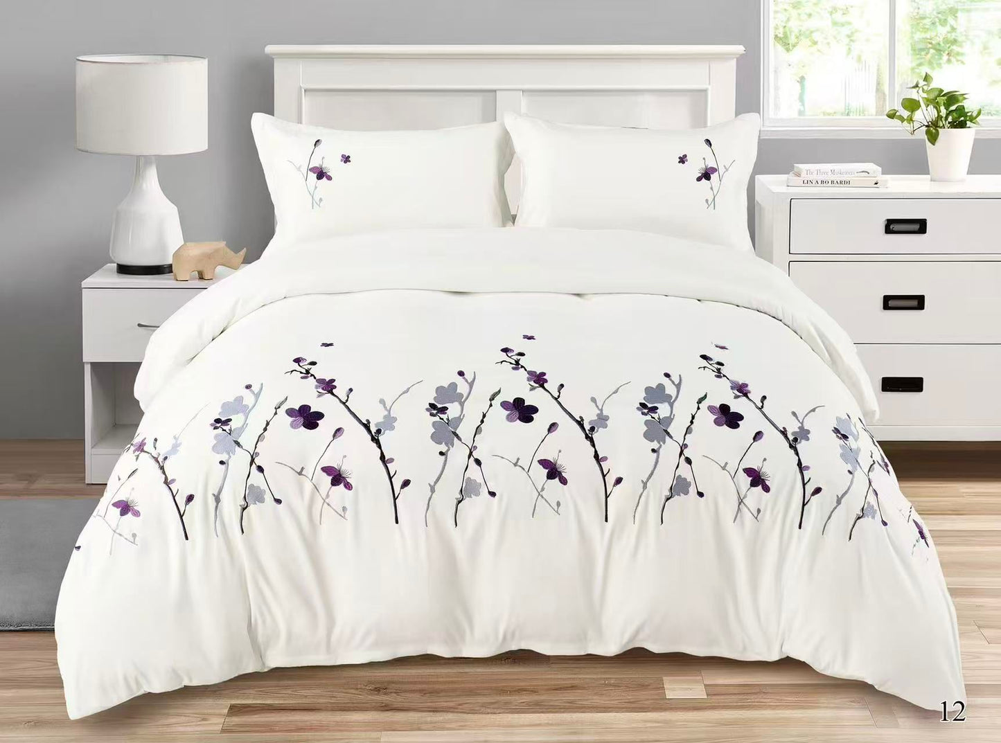 King Size Embroidery Comforter – Premium 6 Pieces Set (220×240 CM)